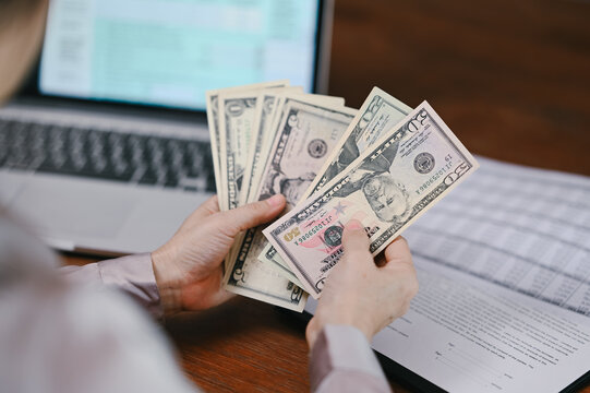 Same Day Payday Loans: An Excellent Deal for People in Need of a Loan