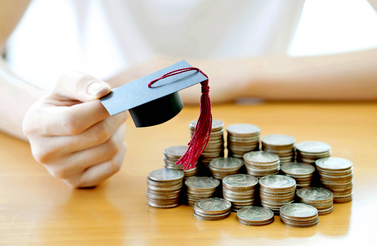 Get Short Term Loans Online: Beat All Chances to Get Money