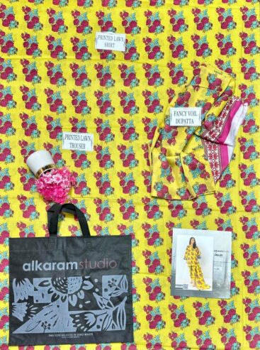 3 Pcs Women’s Unstitched printed suit