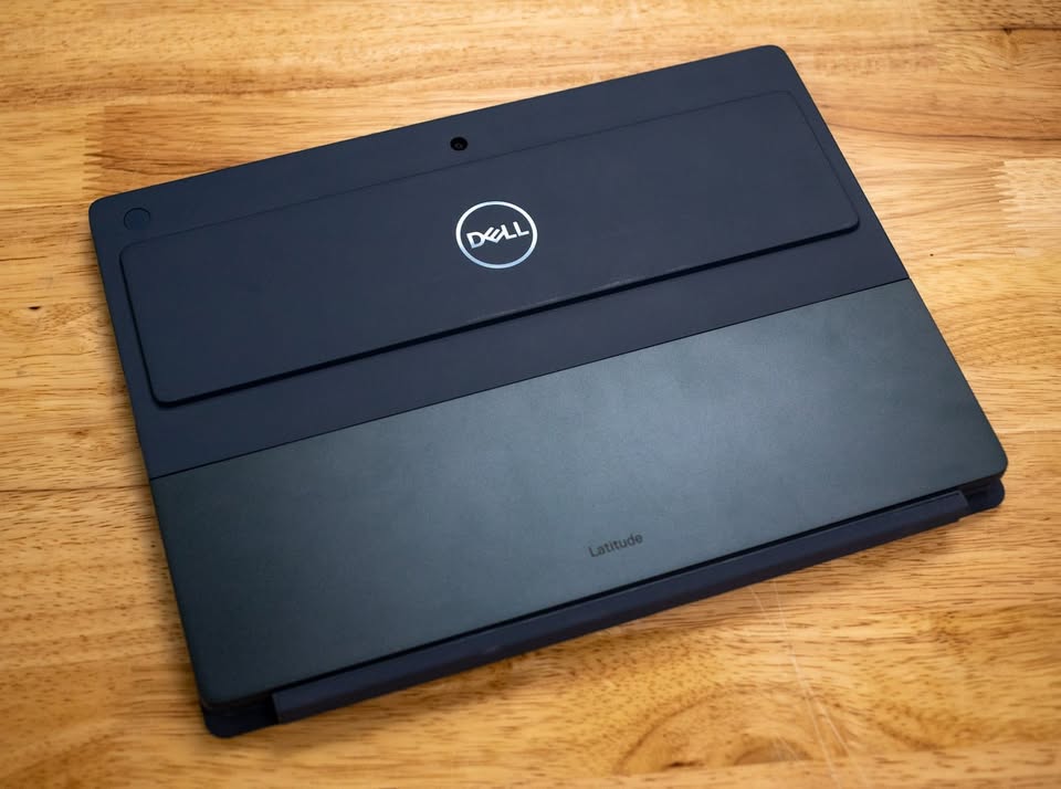 Dell Latitude 7350 2-in-1 Laptop