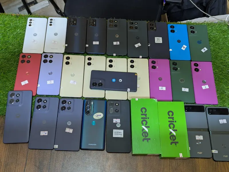 Motorola Mobile Collection Razr 40 Moto G Power Edge 2024 & G96