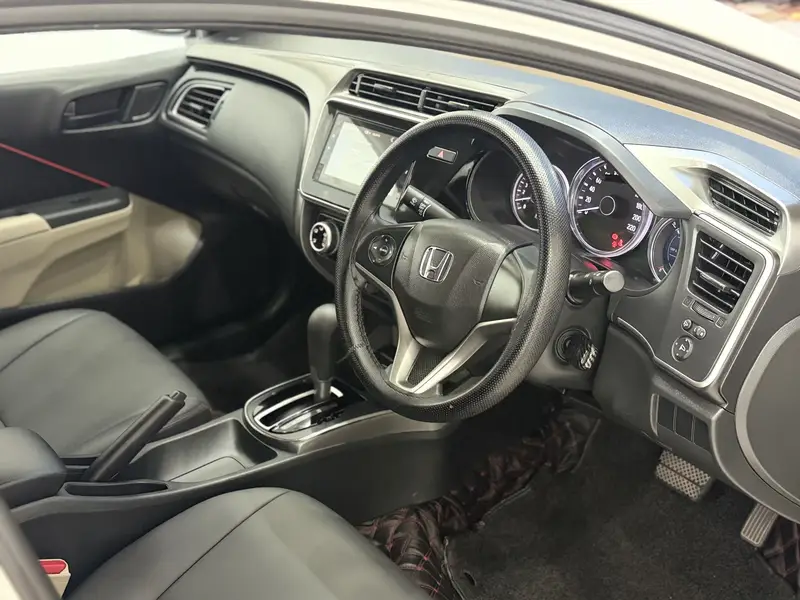 BANK LEASE HONDA CITY 2025 MODEL 1 YEAR PAID 2 YEARS REMANING