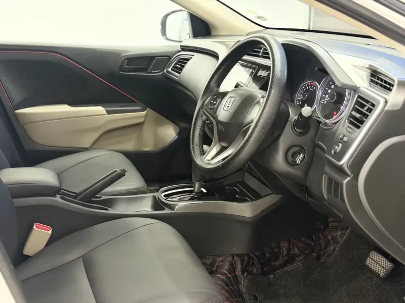 BANK LEASE HONDA CITY 2025 MODEL 1 YEAR PAID 2 YEARS REMANING