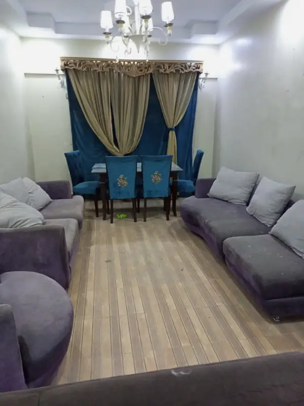 3 Bed Flat Drawing Room Aur Dining Hall Ke Sath available hai
