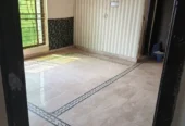 10 Marla 2nd Floor Available for Rent 3 Master Bedrooms in prime loctn