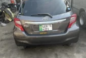 Toyota Vitz 2015 model Urgent for Sale