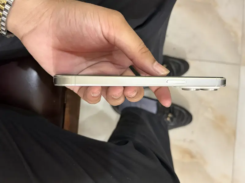 iPhone 15 Pro Max Non-PTA Neat & Clean