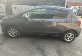 Toyota Vitz 2015 model Urgent for Sale