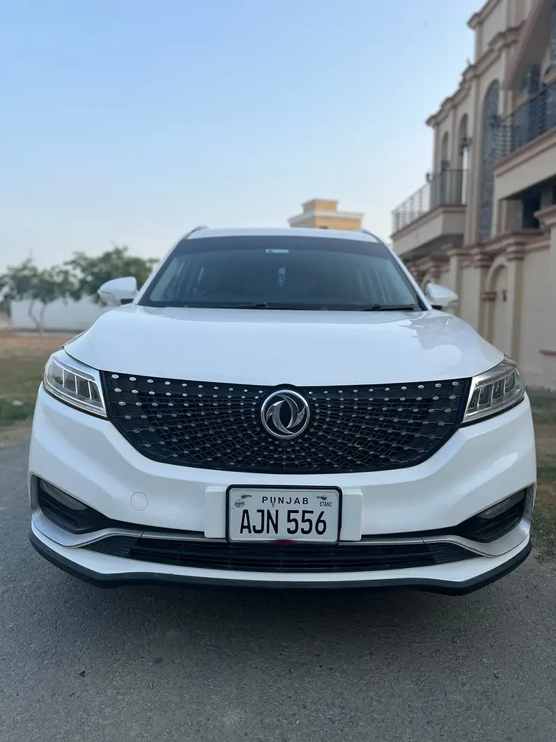2022 DFSK Glory 580 Pro for Sale in Pakistan