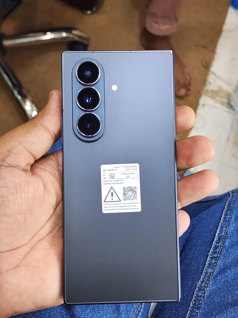 Samsung Galaxy Z Fold 7 12GB/512GB Official PTA Approved