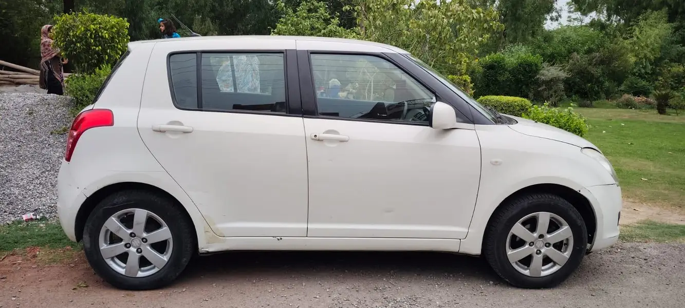 Suzuki Swift 2017 for Sale in Pakistan