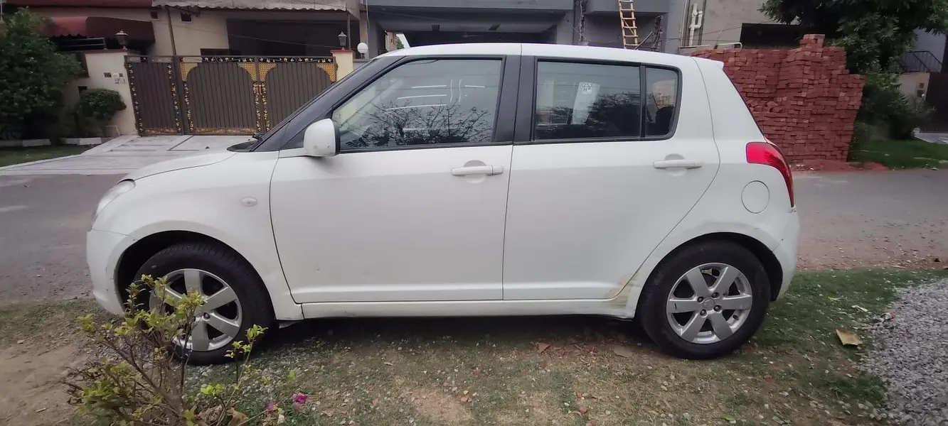 Suzuki Swift 2017 for Sale in Pakistan