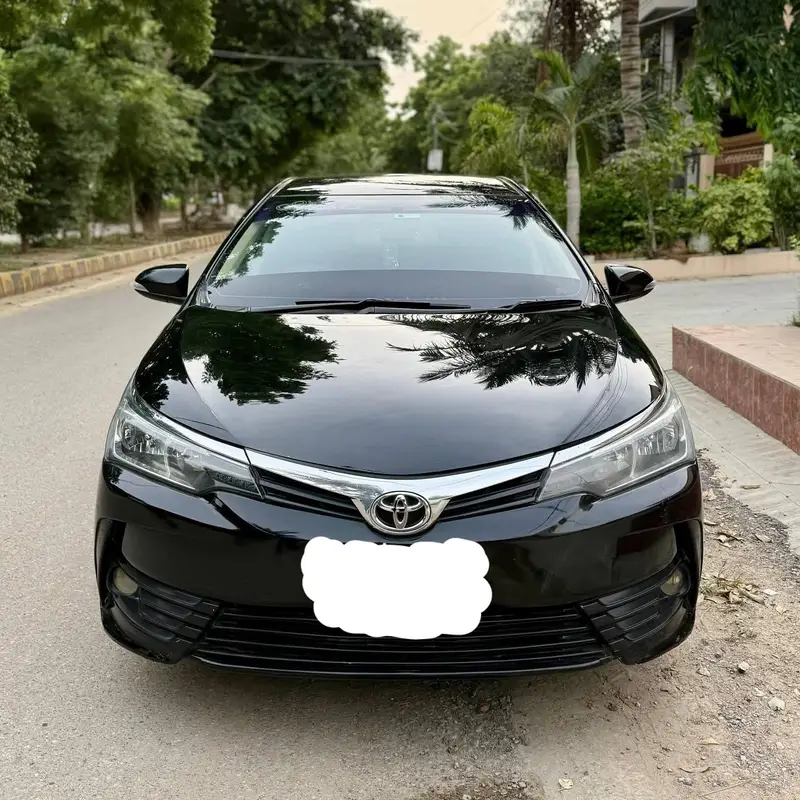 Toyota Corolla GLi 1.3 Automatic 2017 for Sale in Pakistan