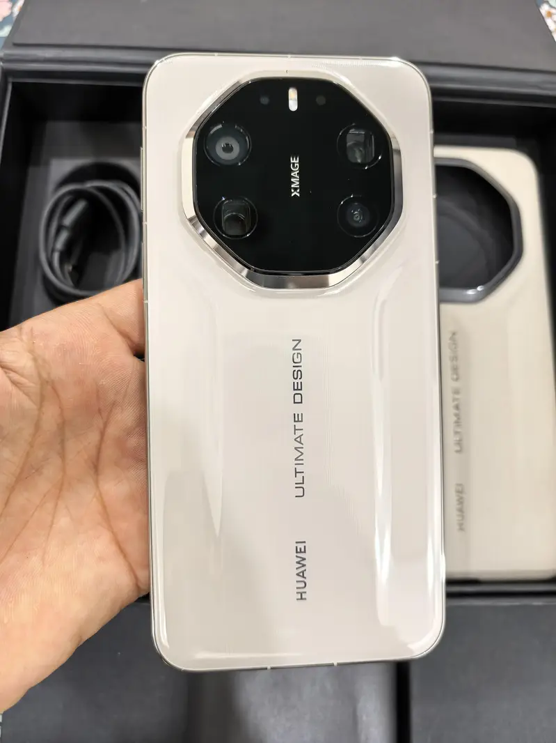 Huawei Mate 80 RS Ultimate Design Non PTA – 20GB RAM, 1TB Storage