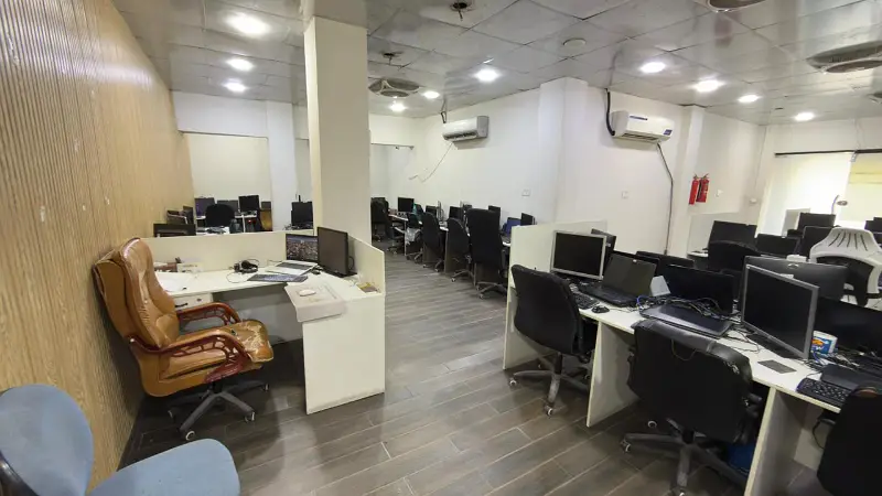 10 Marla Office Space for Rent with Parking – Single Storey