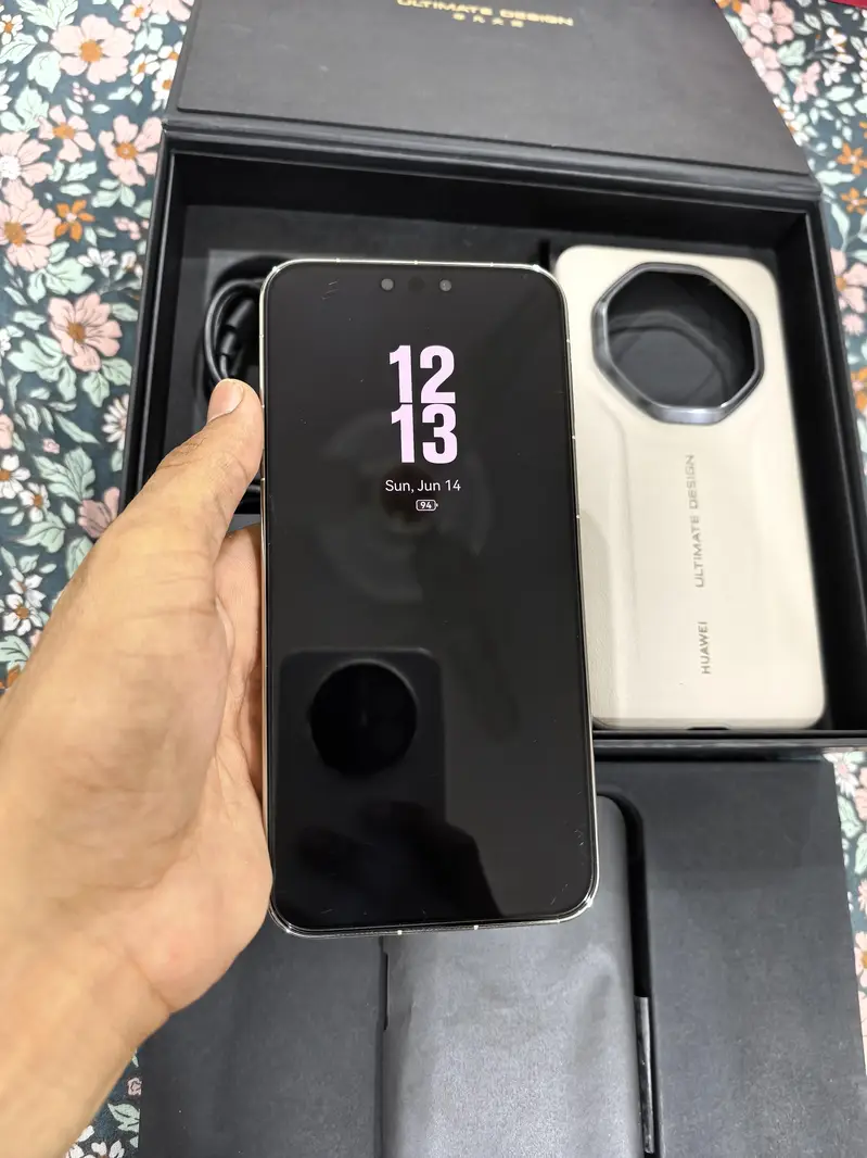 Huawei Mate 80 RS Ultimate Design Non PTA – 20GB RAM, 1TB Storage