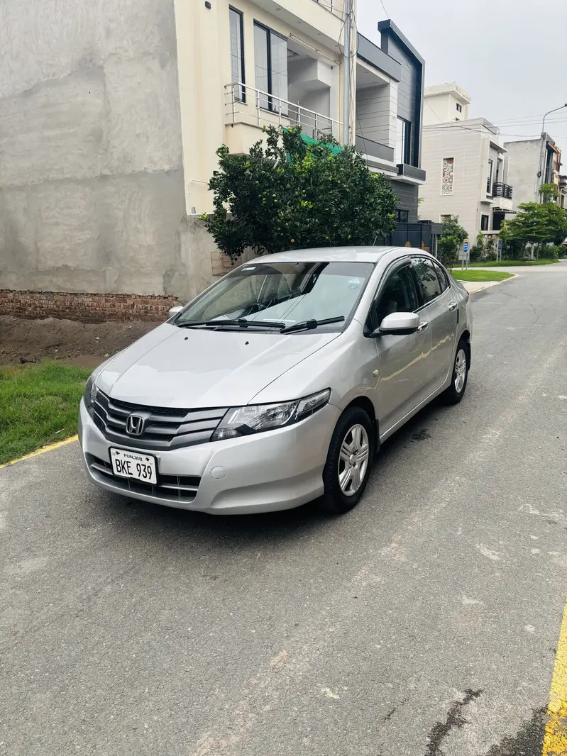 Honda City 2011 Manual 1.3 for Sale in Pakistan – Genuine Condition