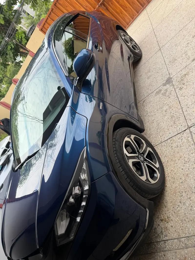 Honda Vezel 2014 Z Sensing for Sale in Pakistan – Genuine Condition